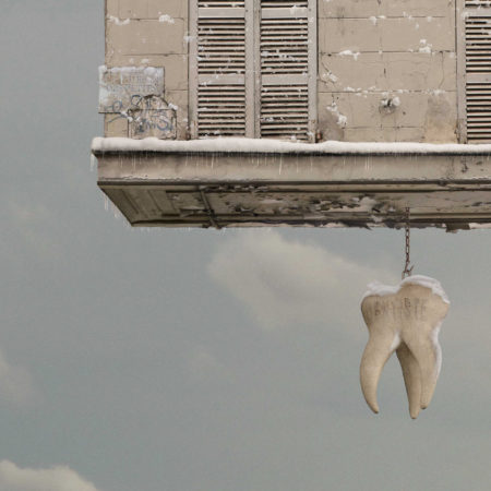 "solstice" flying houses by laurent chéhère