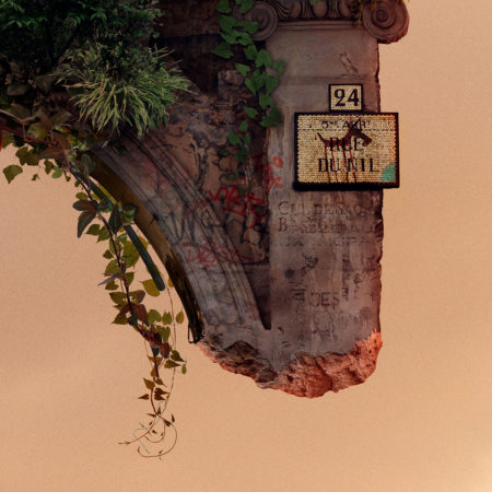 Zeynep represents flying houses le crépuscule des dieux