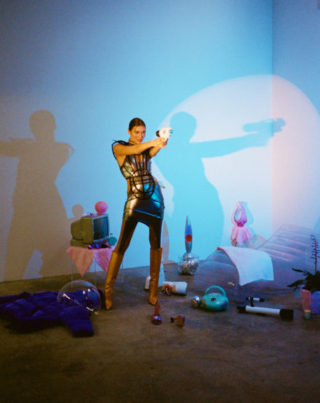 Zeynep represents mathea pour schon magazine