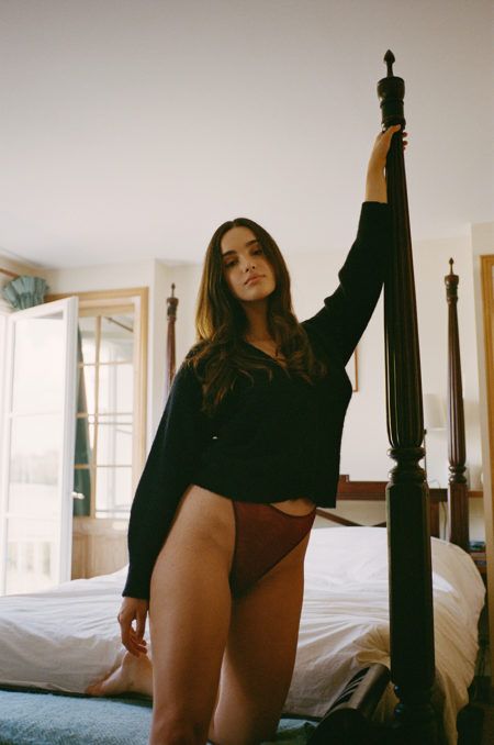 Zeynep represents noo underwear ss