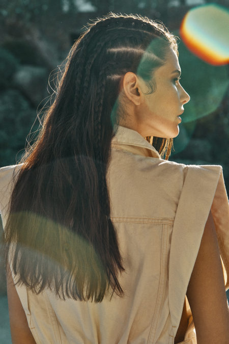 Zeynep represents cosmo special cheveux