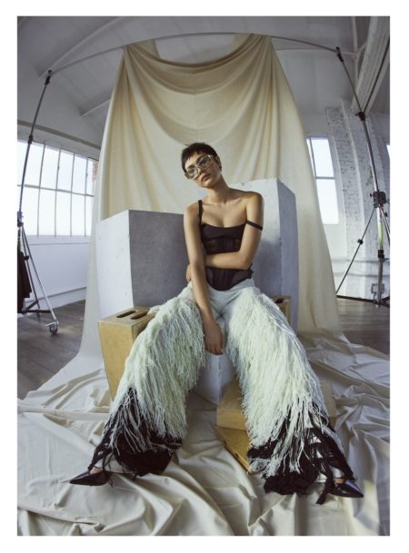 Super pose for cosmopolitan magazine by marc philbert