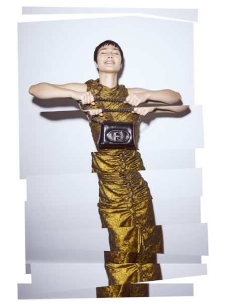 Super pose for cosmopolitan magazine by marc philbert