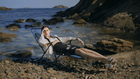 Zeynep represents gif