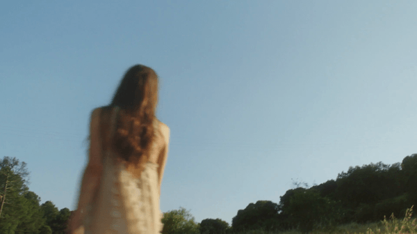 Zeynep represents gif